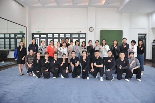 打飞脚 虎跳 水袖舞 这里的教师培训精彩纷呈